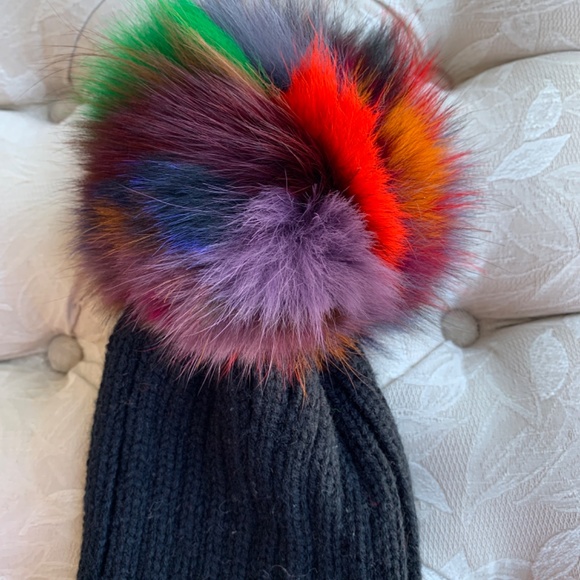 JOCELYN NYC Fox Fur Pom-Pom hat NWT!!!👍💜💜 - Picture 2 of 6